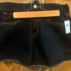 Old Navy Jean Shorts NWT